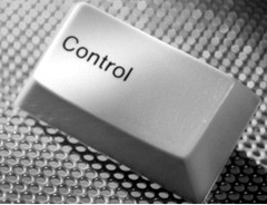 Blog funkció: társadalom kontroll